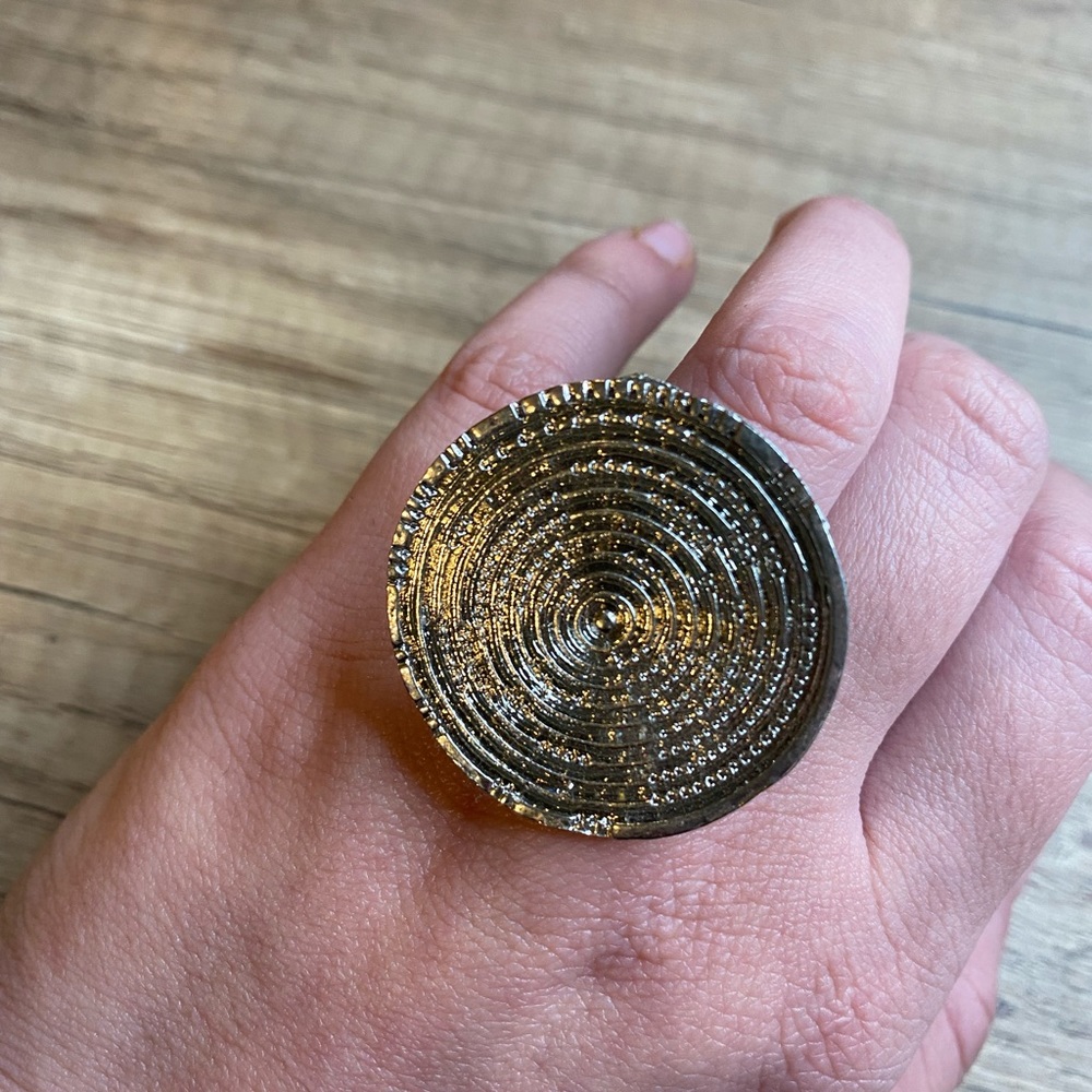 Unique Ring silver color